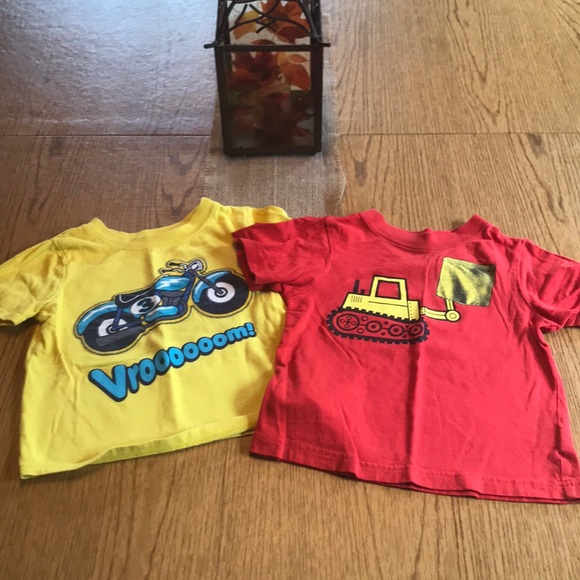 Bundle of 6 random boys tshirts - Picture 4 of 4